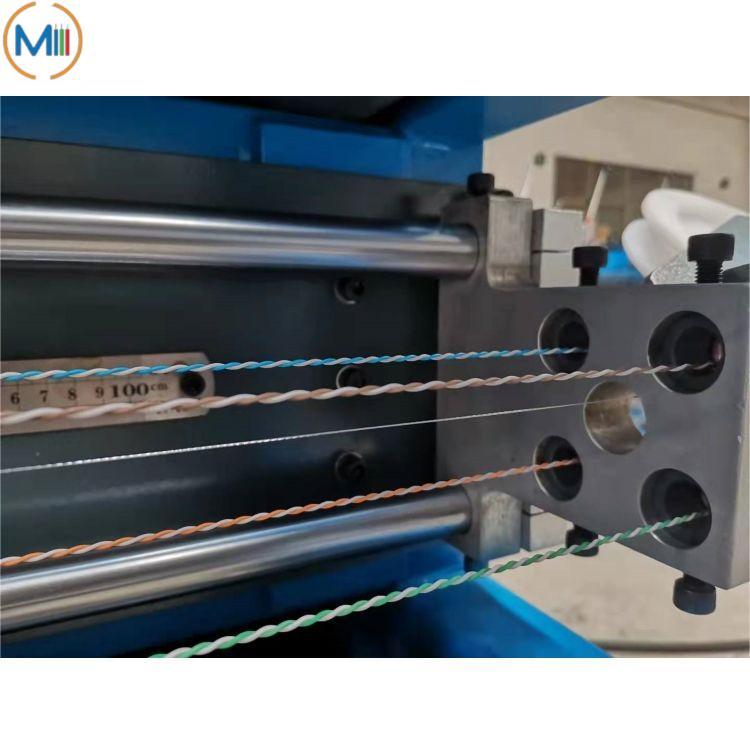 Lan-Cable-Straight-Taping-Machine-machine-inside